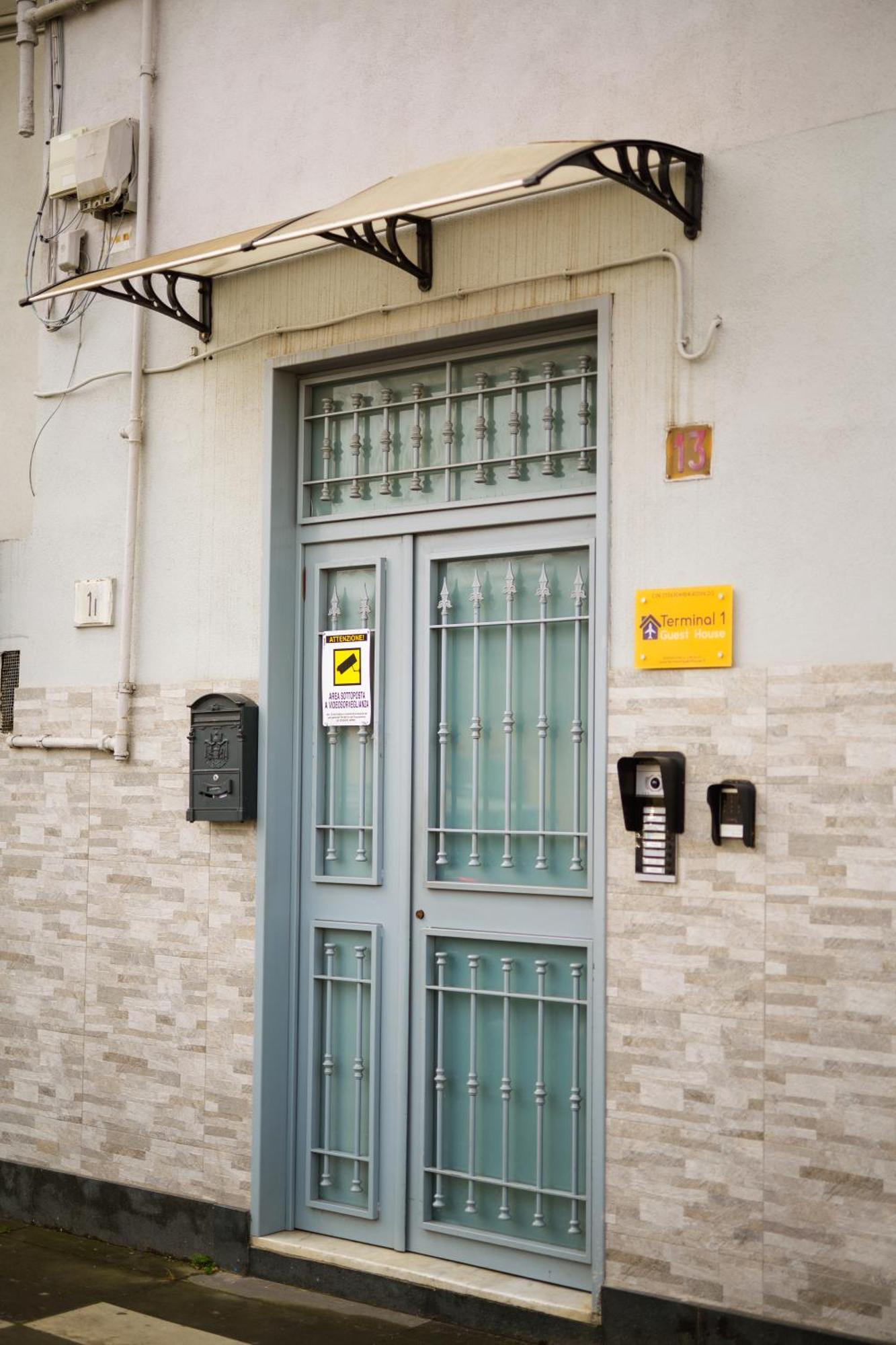 Terminal 1 Guest House Nápoles Exterior foto